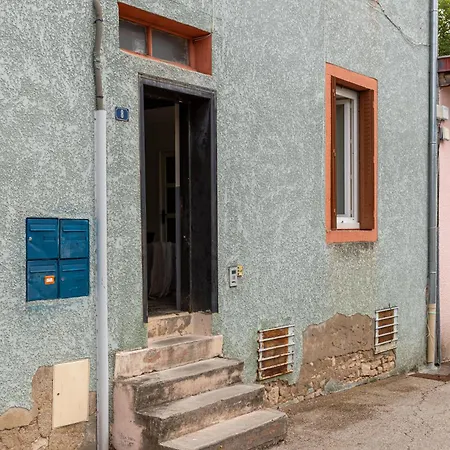 Cosy Hostea - * Ойонна