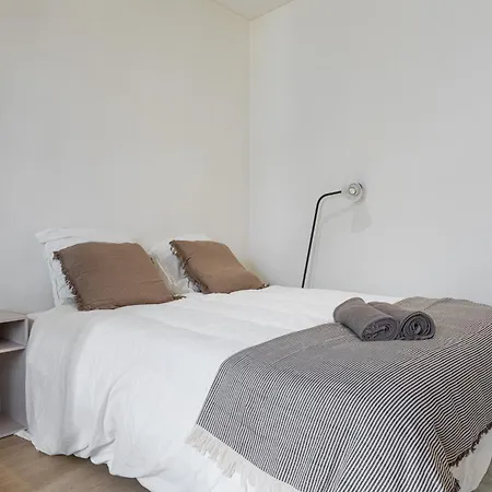 Cosy Hostea - Апартаменты Ойонна