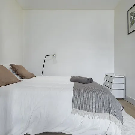 Cosy Hostea - Апартаменты *